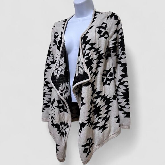 Womens Waterfall Cardigan M Black Aztec Dutton Boho Western Southwestern Sequins - Picture 2 of 11